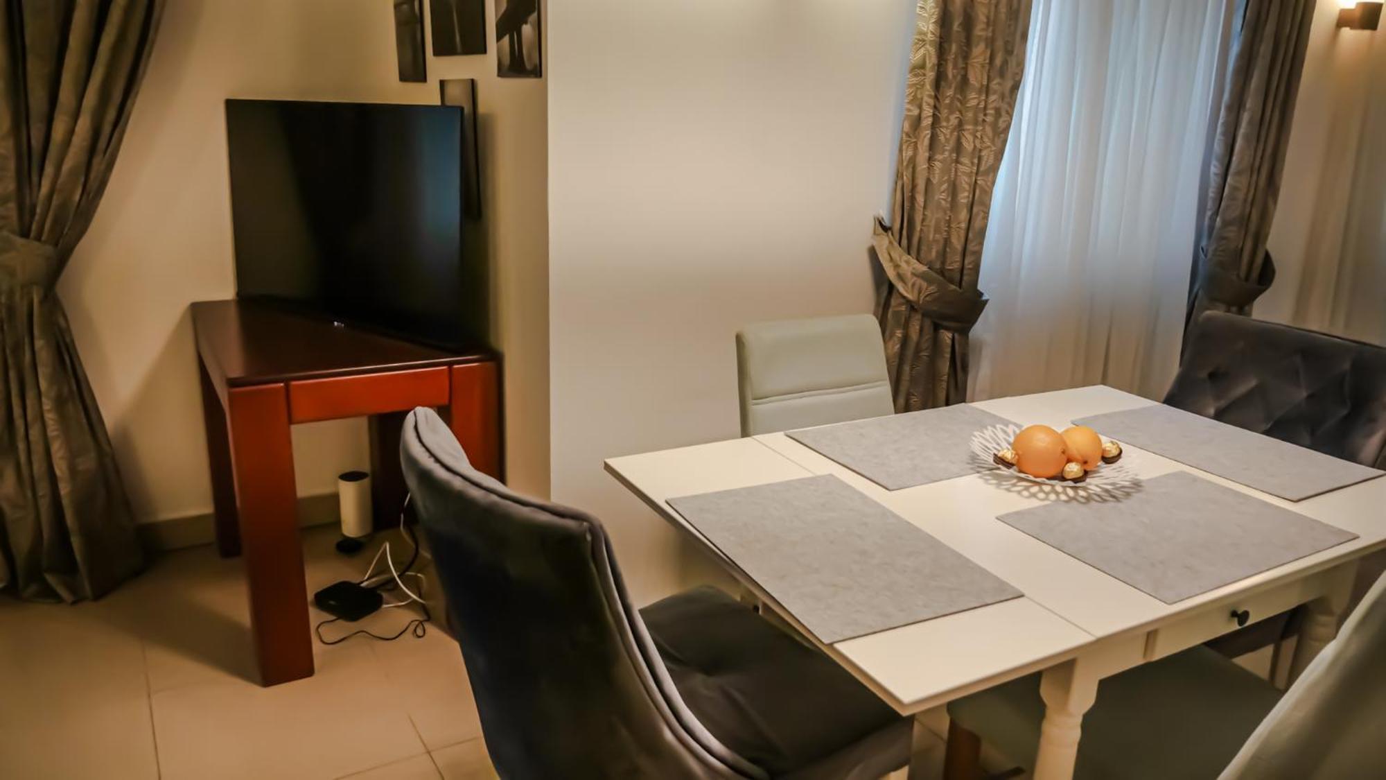 Vila Majda Elegant Apartments With Prime Location And Parking Ljubljana Kültér fotó